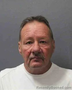 Mugshot of JOHNNY MICHAEL SOLESBEE