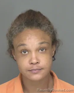 Mugshot of GWENDOLYN YVONNE MOORE