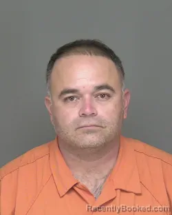 Mugshot of ROBERTO JOSE AVALOS