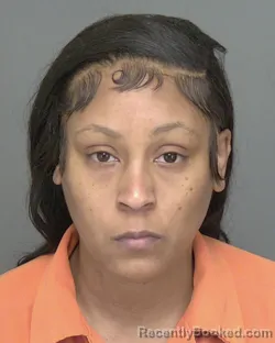 Mugshot of MIASIA SHONTE WHITE booked in Highlands County, Florida on March 7, 2026