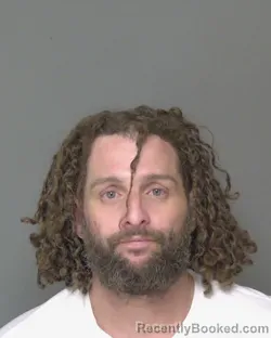 Mugshot of MANUEL ARTURO GONZALEZ booked in Highlands County, Florida on June 13, 2026