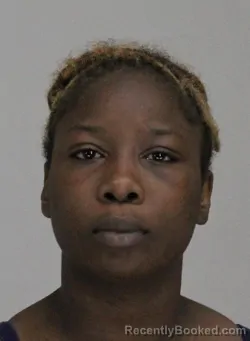 Mugshot of MIRANDA HENDERSON