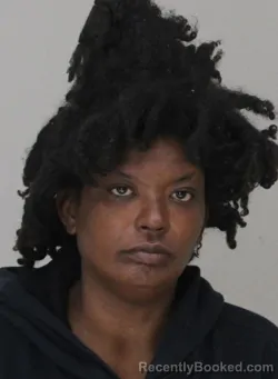 Mugshot of CANDANCE HARRIS