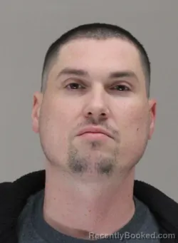 Mugshot of CHRISTOPHER HILL