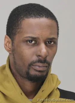 Mugshot of CORNELIUS OLIVER