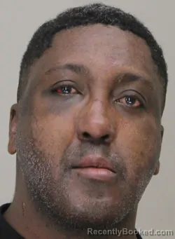 Mugshot of REGINALD STRANGE