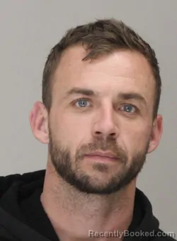 Mugshot of JUSTIN LANIER