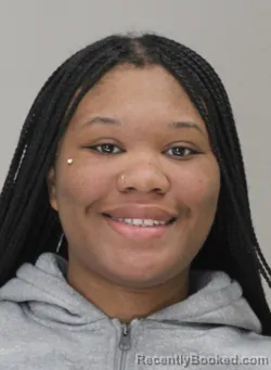 Mugshot of JAQUAYLA REED