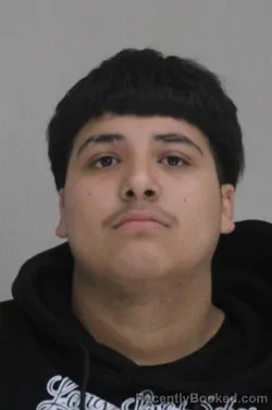 Mugshot of EDWIN MANRIQUEZ