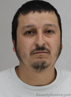 Mugshot of JUVENTINO MORALESHERNANDEZ