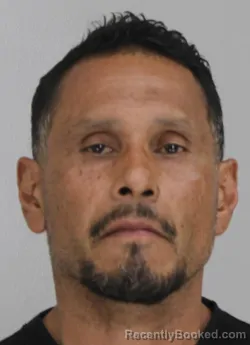 Mugshot of CRUZ MARTINEZ