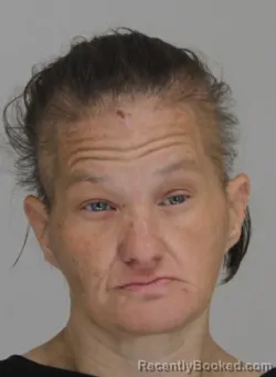 Mugshot of AMANDA SENDERLING