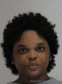 Mugshot of DEIJA CREWS