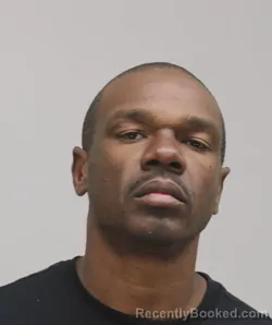 Mugshot of OCTAVIS GRAY booked in Dallas County, Texas on April 6, 2026