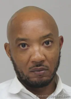 Mugshot of WILLIEJACOBI MARSHALL booked in Dallas County, Texas on April 9, 2026