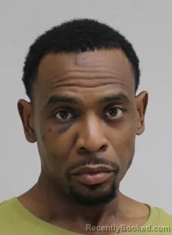 Mugshot of MONTEZ ROBINSON booked in Dallas County, Texas on April 11, 2026