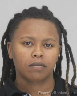 Mugshot of SAKIYA WASHINGTON booked in Dallas County, Texas on April 19, 2026