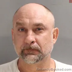 Mugshot of DENNIS S JR. HEFFNER