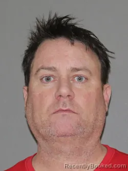 Mugshot of Dustin E Dean