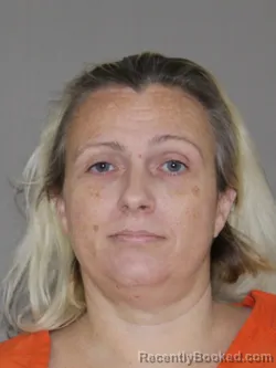 Mugshot of Leaha N Dyson