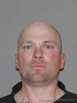 Mugshot of Brandon J Kaempfe