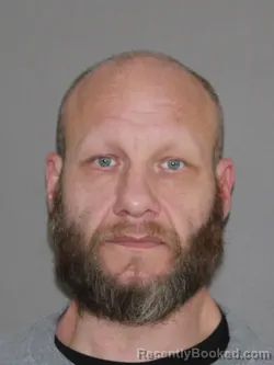 Mugshot of Jeremy L Ratliff