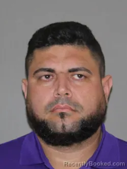 Mugshot of Alexander Novoa