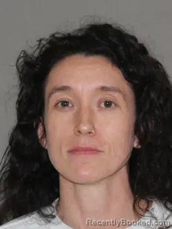 Mugshot of Alexandra R Varnum