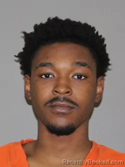 Mugshot of Dontray S Smith
