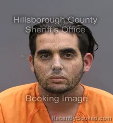 Mugshot of MARIO ESEQUIEL CABRERA