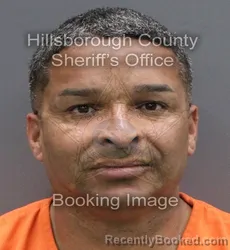 Mugshot of LOWELL JUNIOR CASERES MORALES