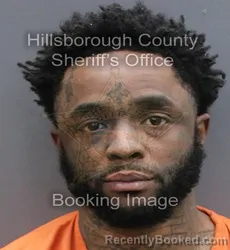Mugshot of VONQUES D THOMPSON