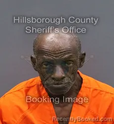 Mugshot of ALFONZIA CARSWELL