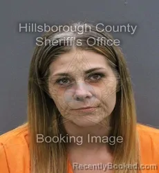 Mugshot of LEARA NICHOLE BARWICK