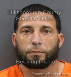 Mugshot of KENNETH VALENTIN ROJAS