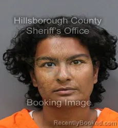 Mugshot of ESMERALDA ANDERSON MUNIZ RIOS