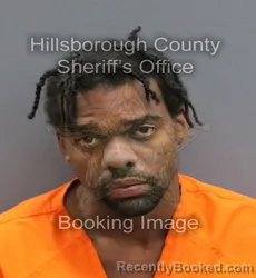 Mugshot of DARIO LARYNN SAVAGE