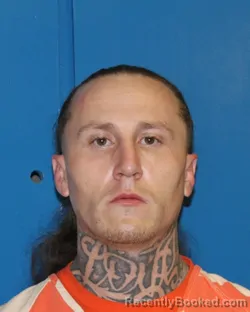 Mugshot of JOHNATHON J MARTINEZ