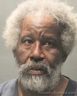 Mugshot of CARLEAK MUNDY BOGGAN