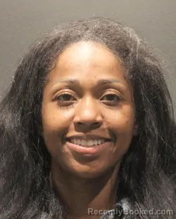 Mugshot of COURTNEY ROCALE RESHEA JACKSON