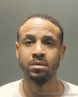 Mugshot of JULIAN LAROYE HYTER