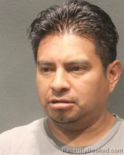 Mugshot of BAYRON GAMALIEL JIMENEZ VAIL