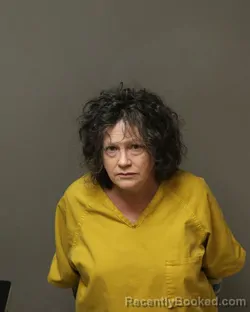 Mugshot of SUZANNE ELIZABETH MARTIN