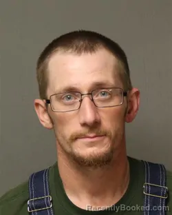 Mugshot of PATRICK SHANE LOWE