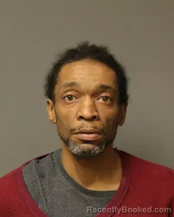 Mugshot of ROBERT LAQUARDIA STREATER