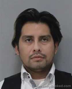 Mugshot of LUIS LOPEZ PORRAS