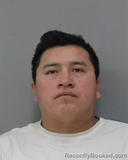 Mugshot of JENRI MATON RAYMUNDO