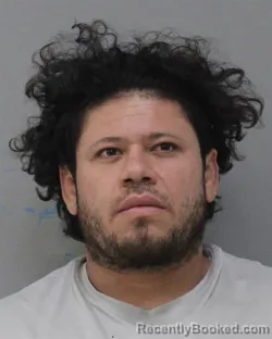 Mugshot of MANUEL HERNANDEZ-RIVERA
