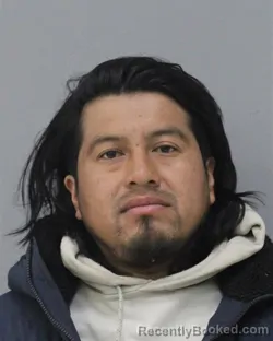 Mugshot of BORIS OSORIO SIQUIN
