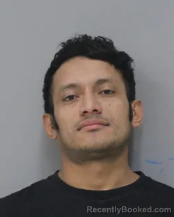 Mugshot of DANILO CRUZ VELASQUEZ